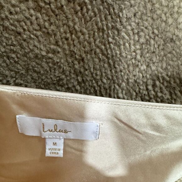 Lulu's Maxi Slip Dress Size Medium M Cream Satin Cowl Neck Wedding Bridesmaid - Picture 6 of 10